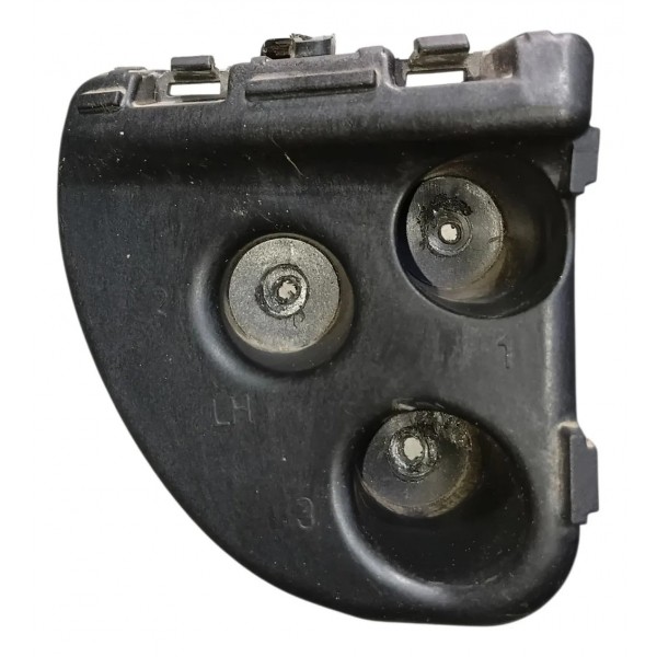 Suporte Lanterna Parachoque Esquerda Tracker 1.0 2025