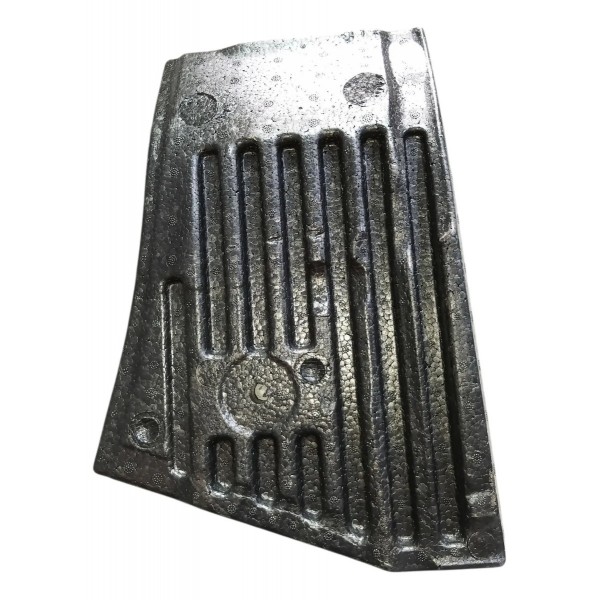 Isopor Assoalho Dianteiro Direito Chevrolet Tracker 1.0 2025