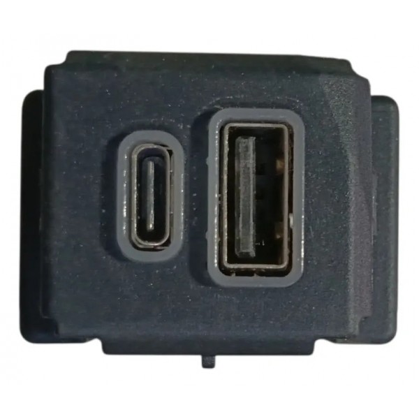 Tomada Usb Tipo C Rampage Laramie 2.0 Diesel 2024