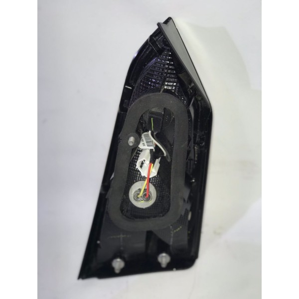 Lanterna Tampa Tras Nissan Versa Ld 2020 2022 Original