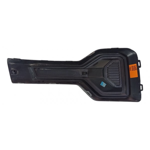 Moldura Milha Lado Direito Renault Oroch 2021 2024