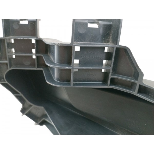 Moldura Farol De Milha Esquerdo Kicks 2019 2021 Original