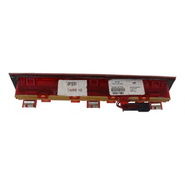 Luz De Freio Tampa Tras Chevrolet Onix 2012 2018 Gm Original
