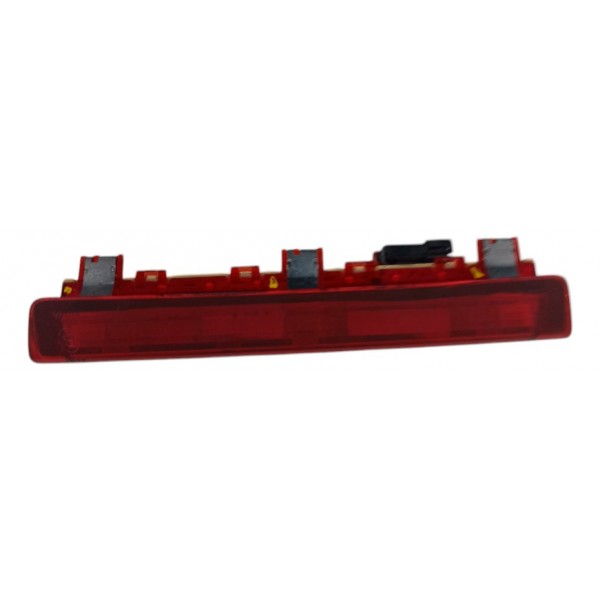Luz De Freio Tampa Tras Chevrolet Onix 2012 2018 Gm Original