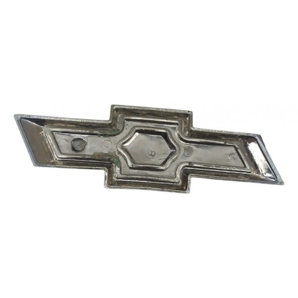 Emblema Tampa Tras Chevrolet Sonic Sedan Gm 2012 2014