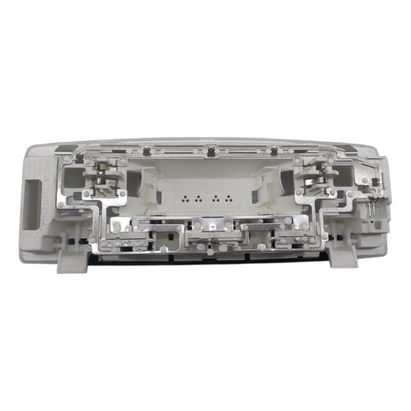 Luz De Teto Cortesia Nissan Kicks 2018 2024 Original