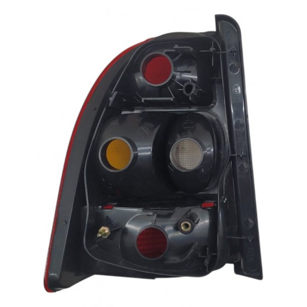 Lanterna Tras Fiat Strada Ld 1997 2000
