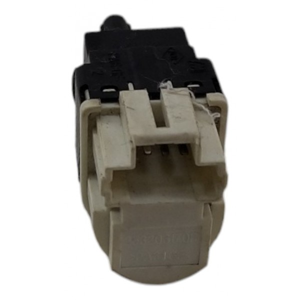 Interruptor Freio Renault Sandero Logan 2015 2019