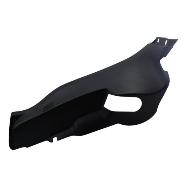 Acabamento Lateral Esquerda Gm Onix Hatch 2020 2024