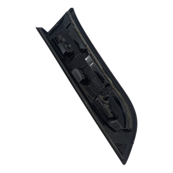 Aplique Moldura Tampa Tras Le Jeep Compass 2017 2024 Detalhe