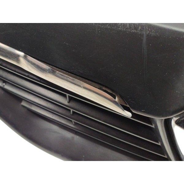 Grade Diant Renault Sandero 2013 2021 C Detalhe (usado)