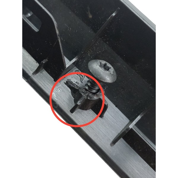 Moldura Central Painel Renault Kwid 2018 2022 Usado Detalhe