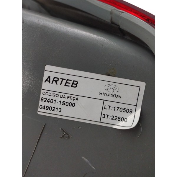 Lanterna Tras Hyundai Hb20 Le 2013 2019 (usado)