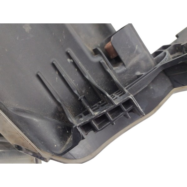 Farol Toyota Hilux Le 2021 2024 C Detalhe (usado)