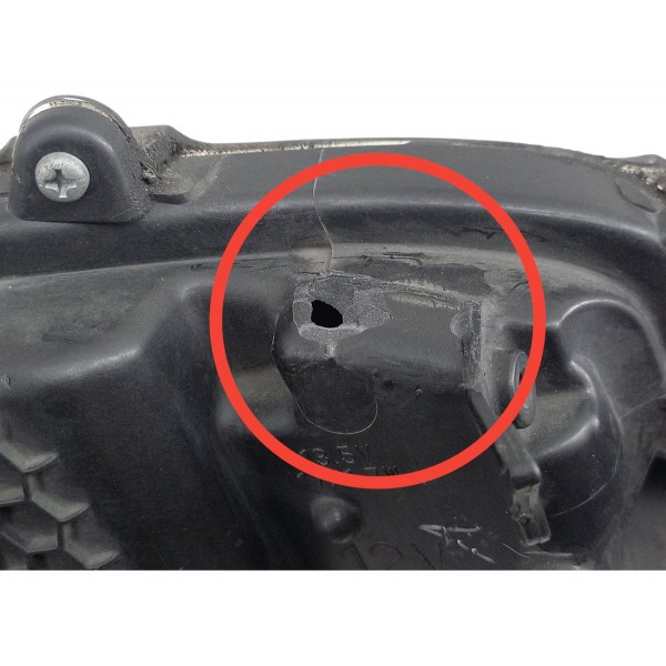 Farol Diant Esquerdo Toyota Corolla 2019 2022 Usado Detalhe