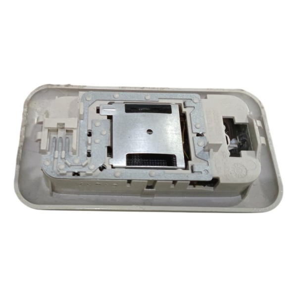 Luz De Teto Fiat Mobi 2018 2020 C Detalhe (usado)