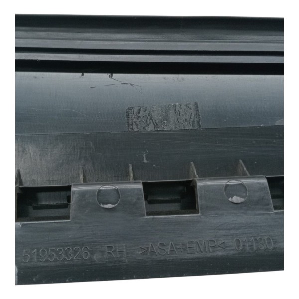 Moldura Porta Tras Jeep Renegade Ld 2015 2023 C Detalhe