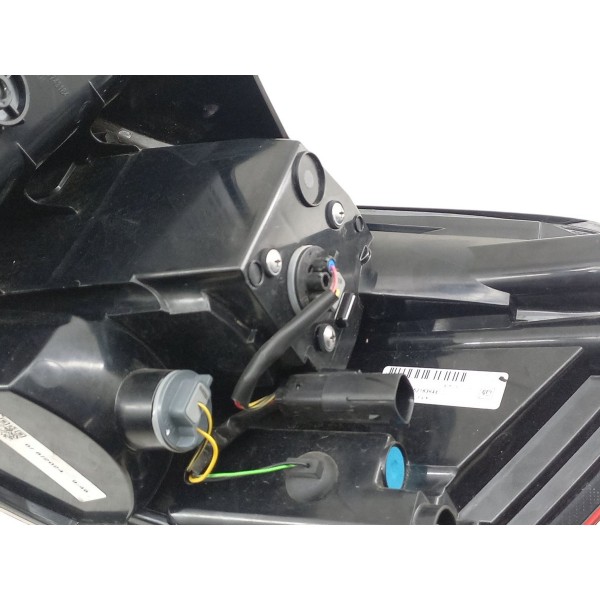 Lanterna Tras Le Led Chevrolet Spin 2025 Original