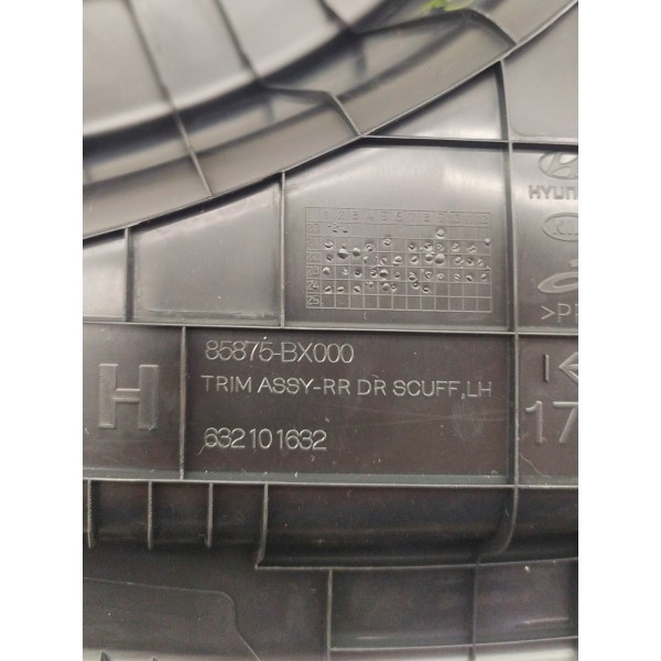 Soleira Traseira Hyundai Creta Le 2020 2024 (usado)