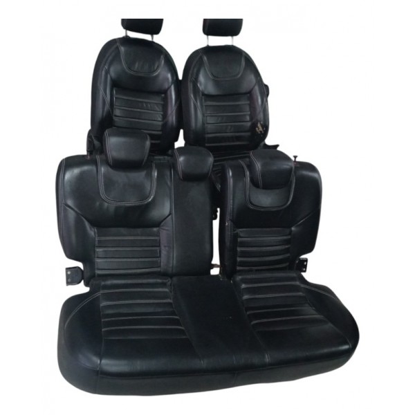 Jogo Bancos Em Couro Nissan Kicks 2017 2021 Original Detalhe