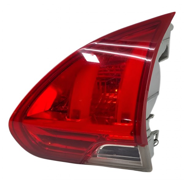 Lanterna Tras Tampa Peugeot 2008 Ld 2016 2022 Detalhe Direito/passageiro Verde-escuro