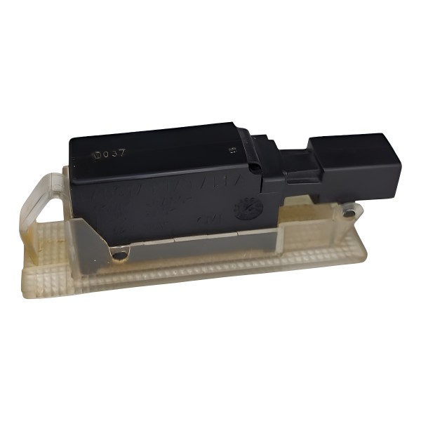 Luz Cortesia Porta Luvas Fiat Strada 2023 2024 D2s Preto Branco-frio