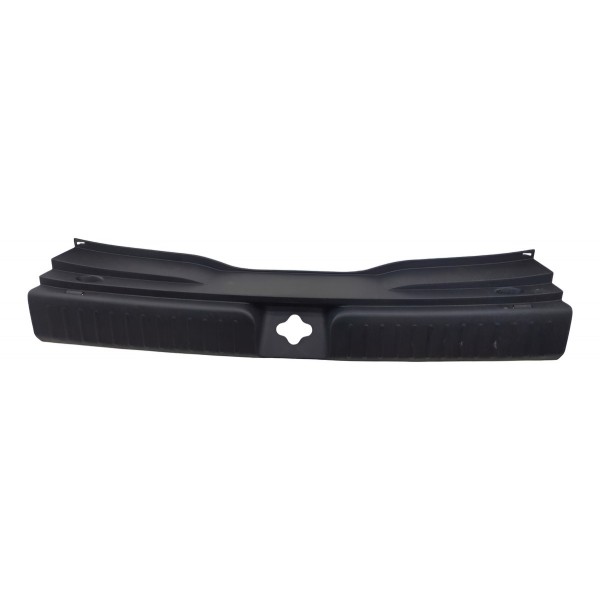 Moldura Soleira Porta Malas Hyundai Creta 2025 Detalhe Preto